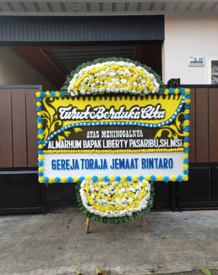 Papan Bunga Duka di Bantir