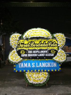 Papan Bunga Duka di Bantir