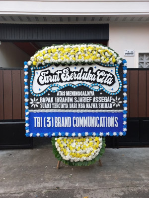 Papan Bunga Duka di Bantir